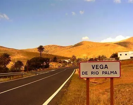 La Vega R. * Vega de Rio de Palmas